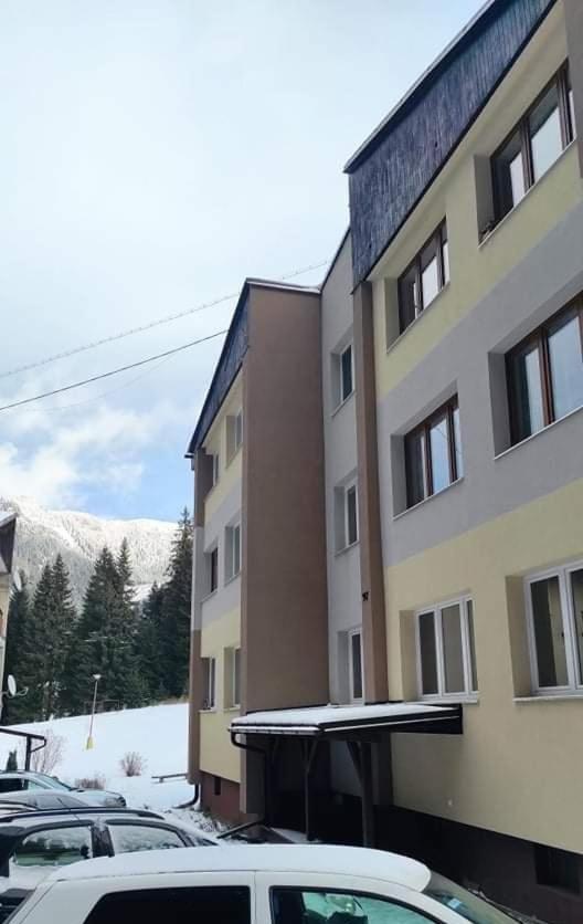 Anna Apartment